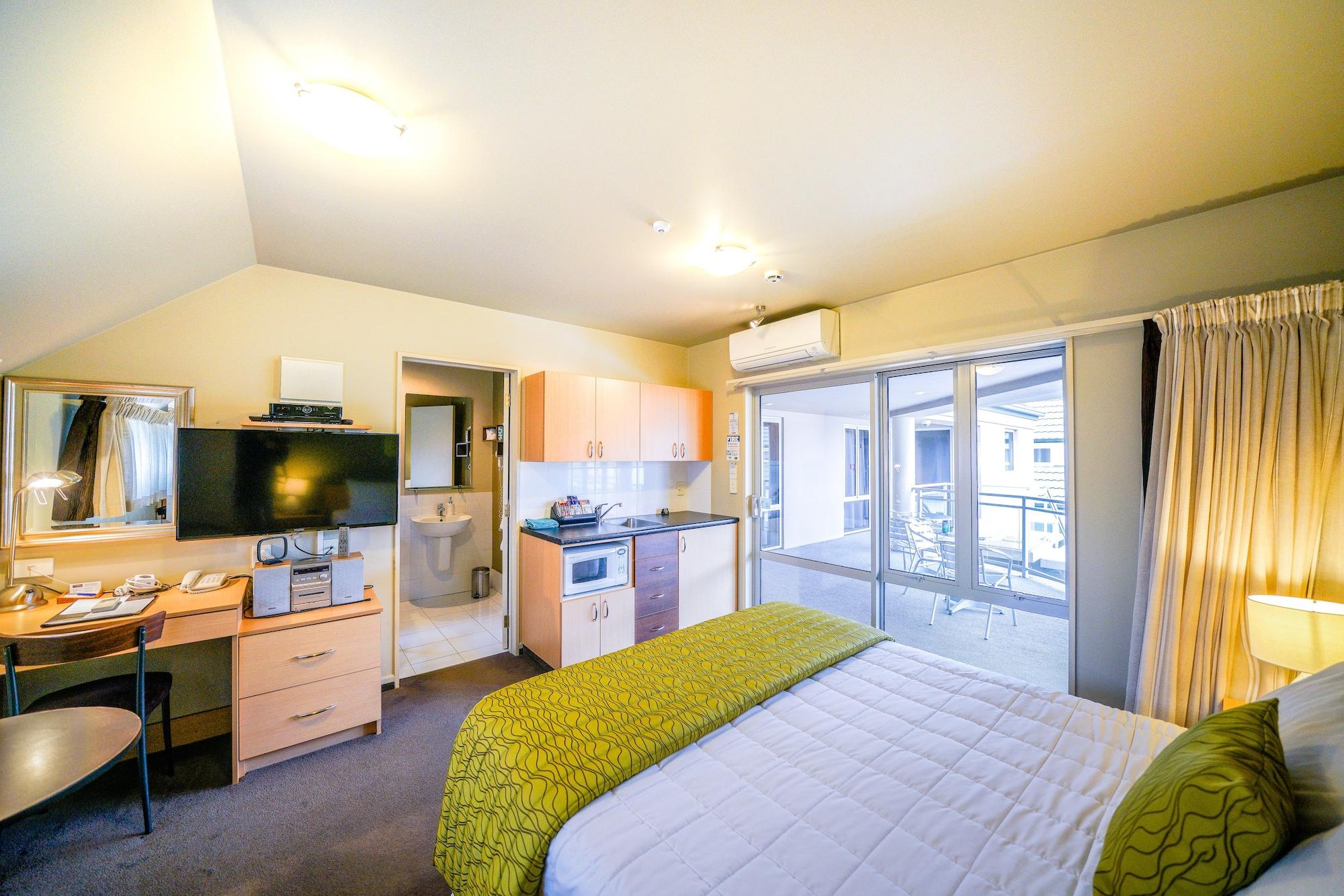 Centrepoint On Colombo Motel Christchurch Exterior photo