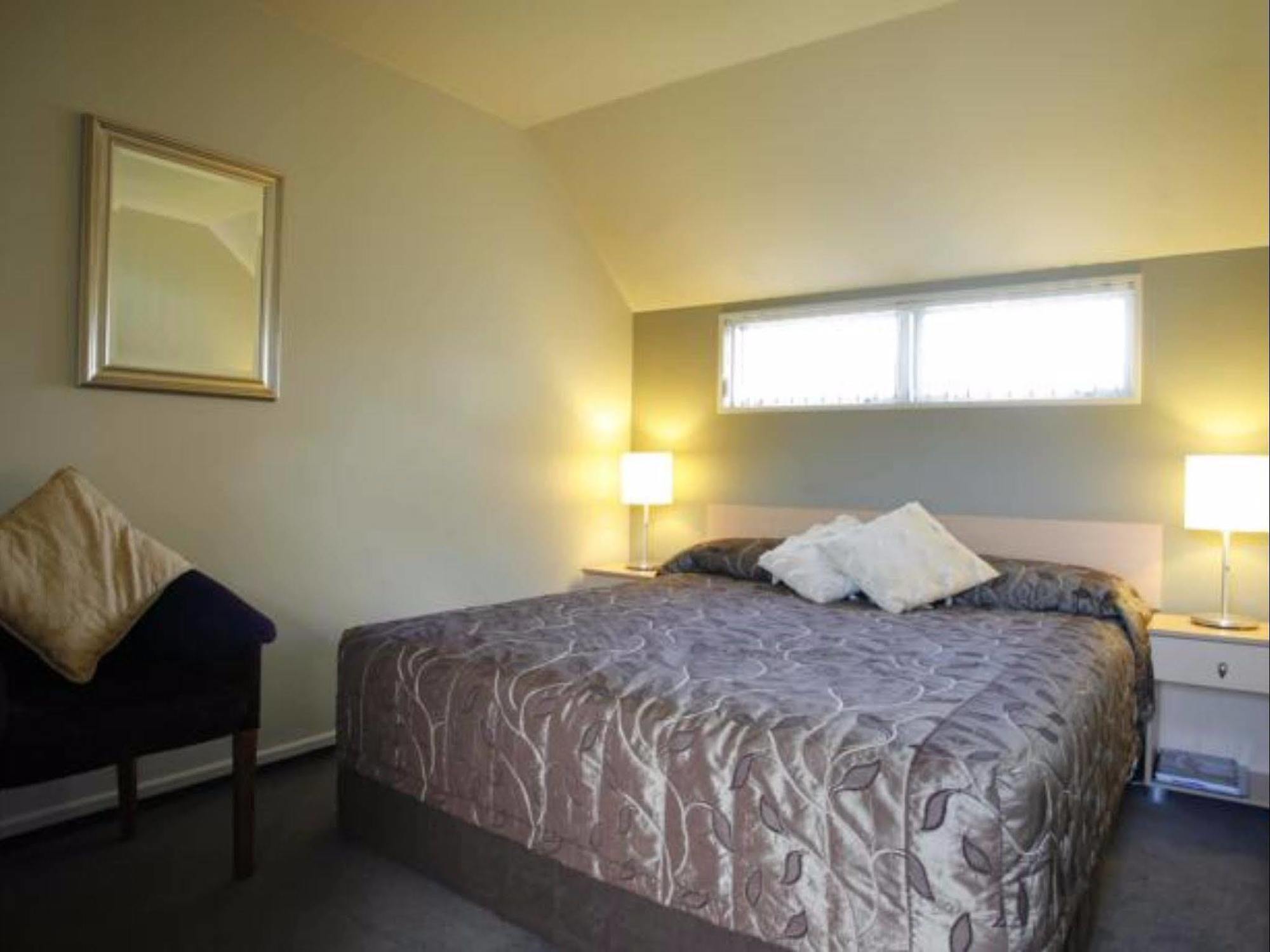 Centrepoint On Colombo Motel Christchurch Exterior photo